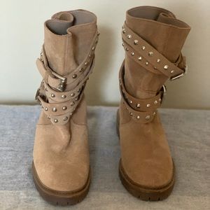 NWOT Zara Tan/Brown Studded Boots Size 38